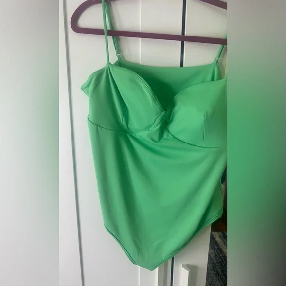 Express Bodysuit - Picture 2 of 8